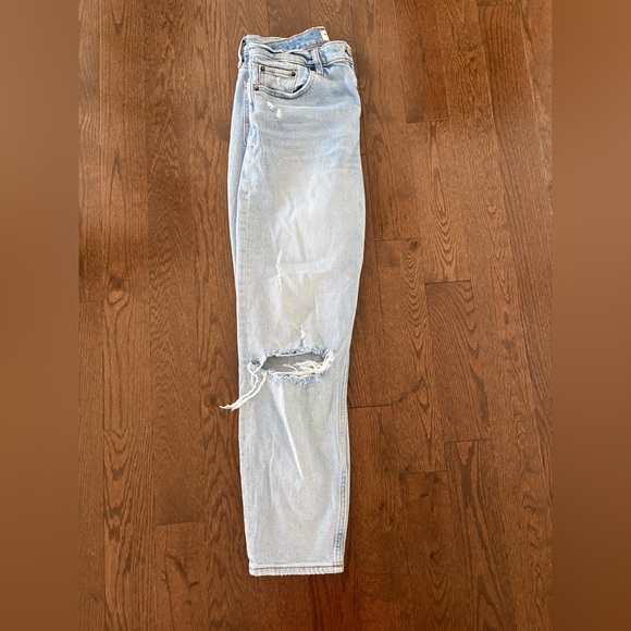 Abercrombie & Fitch Light Blue High Rise Jeans - Picture 4 of 4